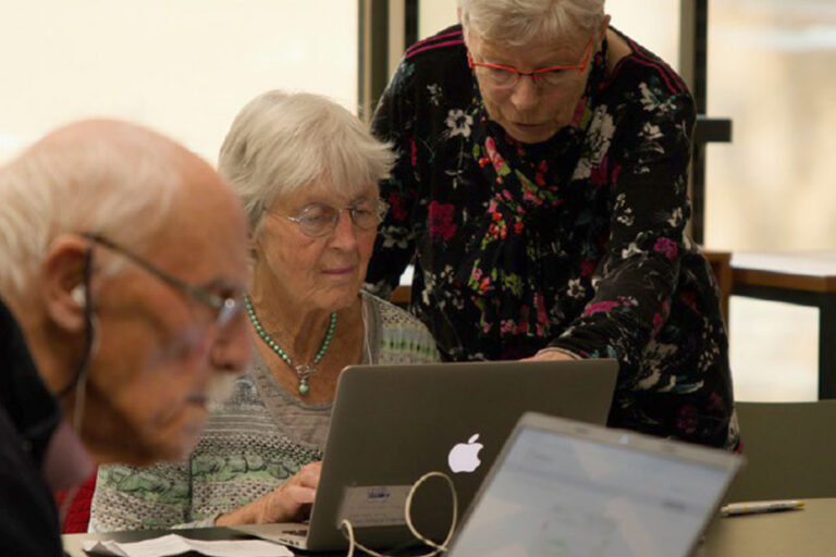 Computer vragenuurtje — lezing in Nunspeet